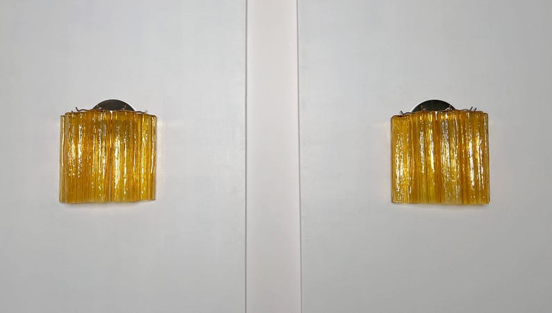 Murano vägglampa Tubular Honey