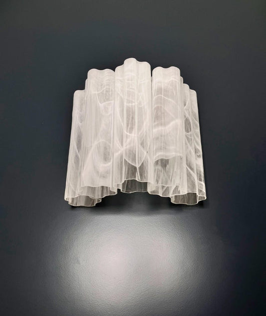 Vägglampa Tubular Milky Swirl