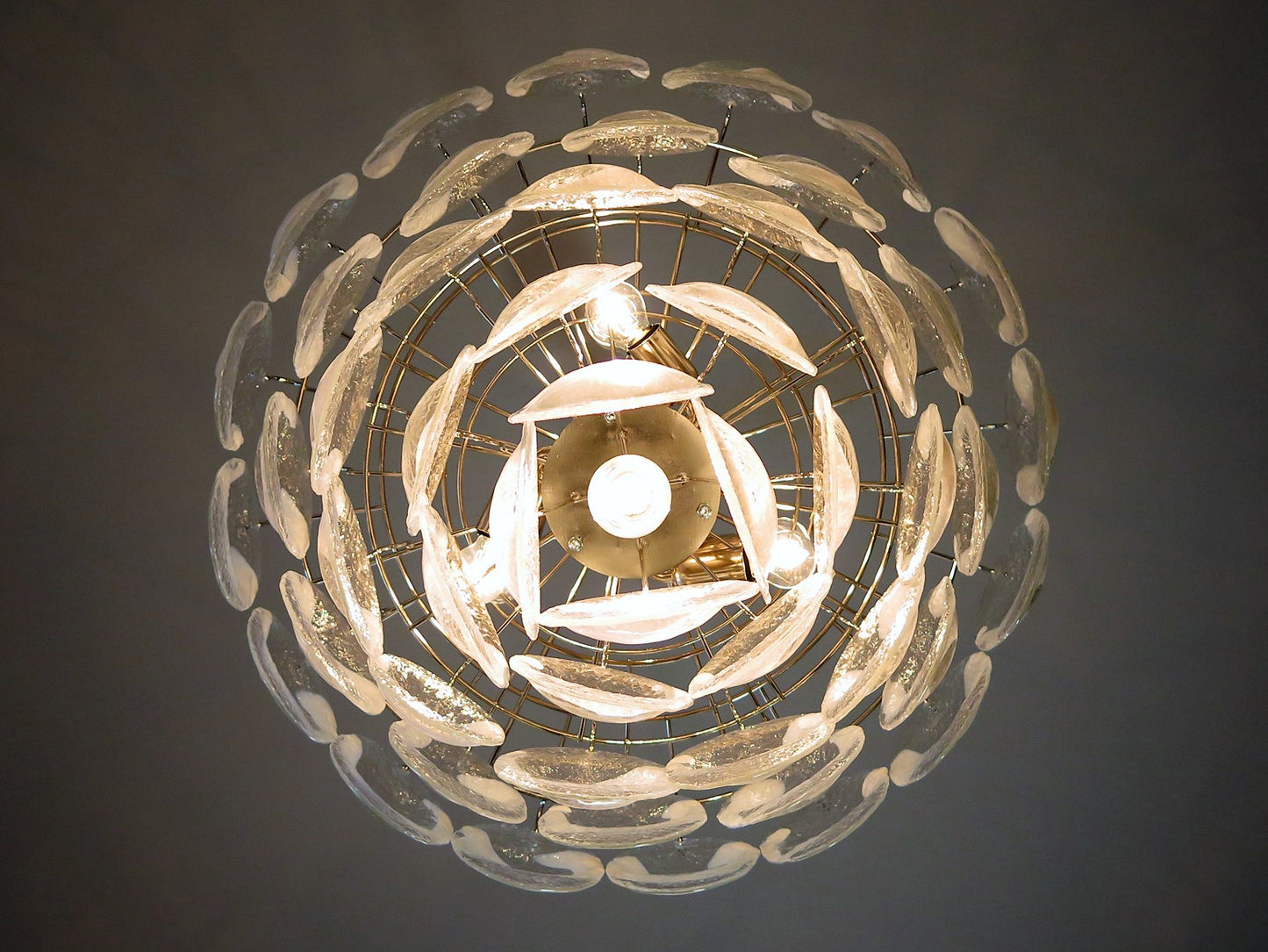 Murano chandelier Lattimo Mazzega Ø75 - 51 glass