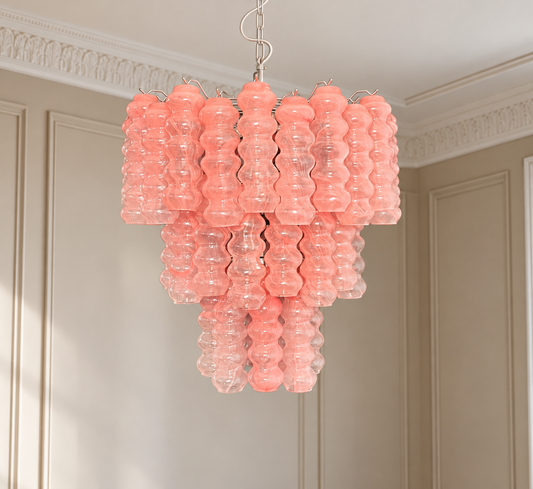 Murano takkrona Tubular Ø65 - 48 glas - Pink Alabaster i varm klassisk takmiljö