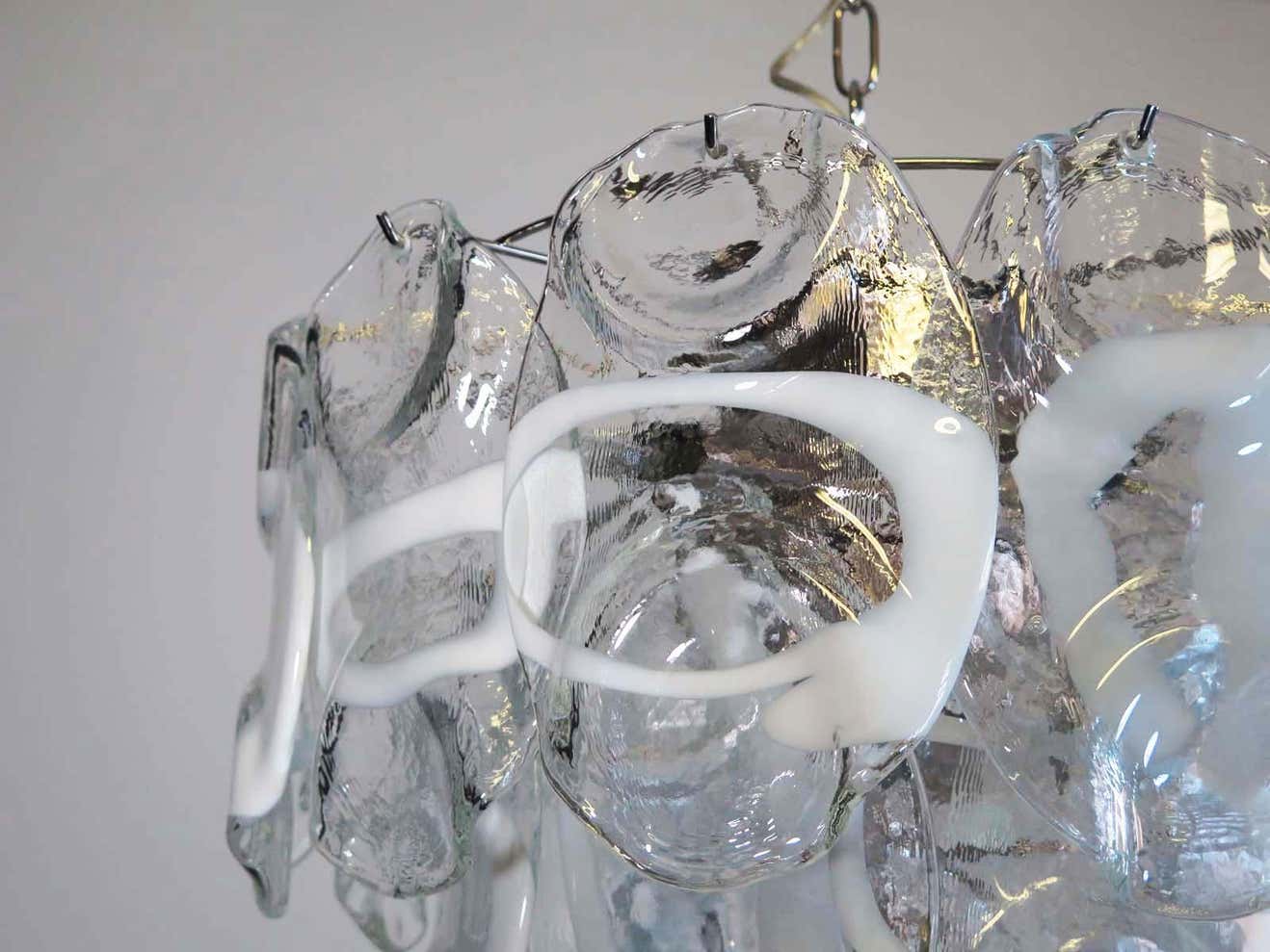 Murano chandelier Lattimo Mazzega Ø48 - 23 glasses