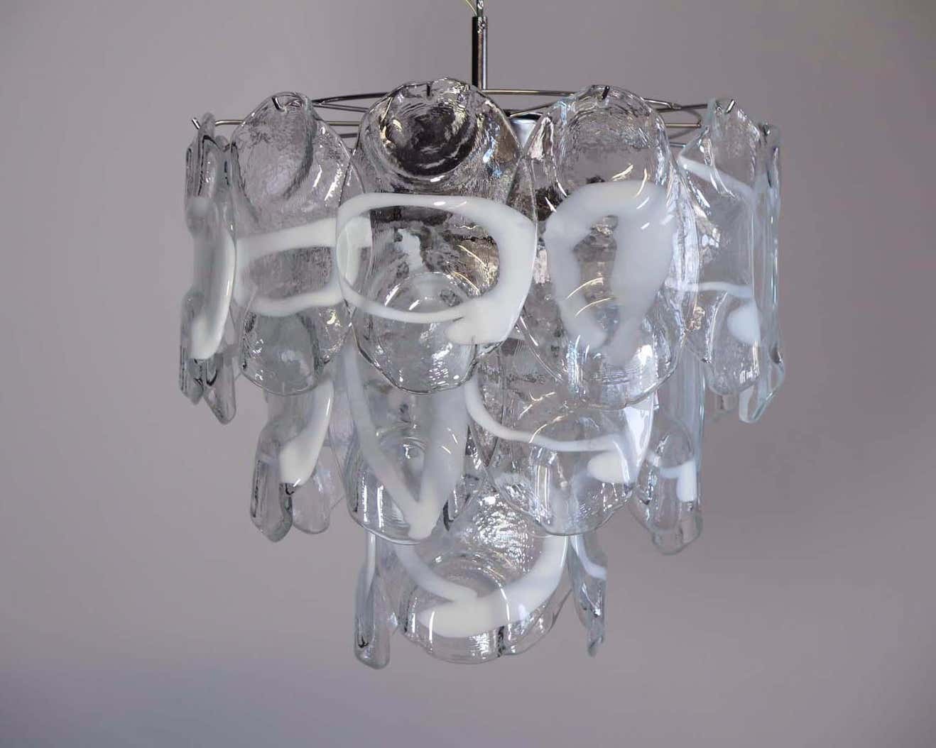 Murano chandelier Lattimo Mazzega Ø48 - 23 glasses